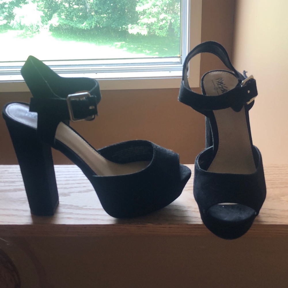 Black platform heels